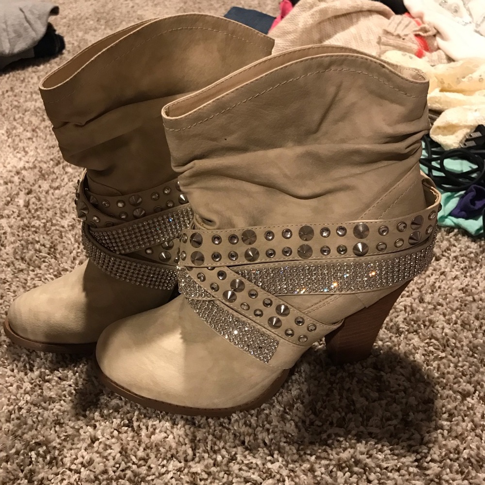 Not rated boots